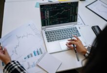 tech stocks investment tips